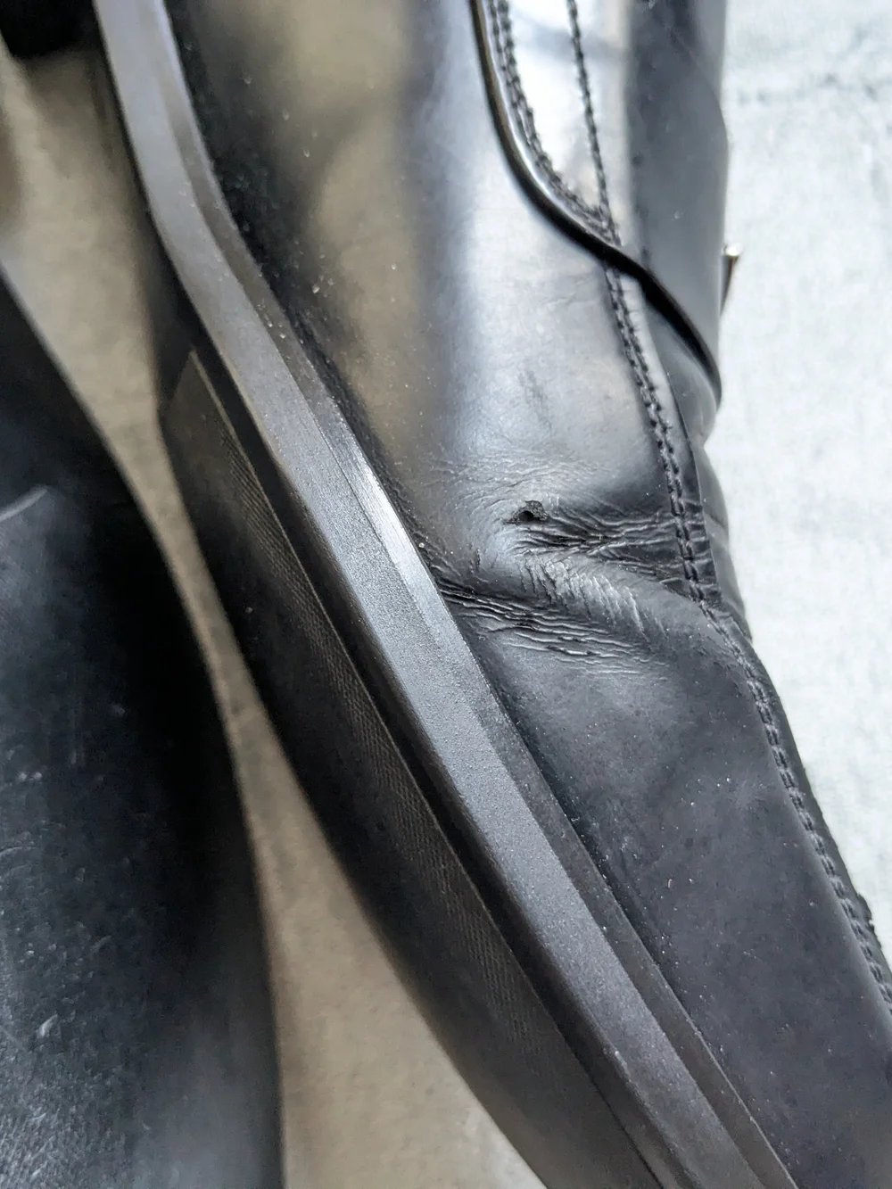 Prada loafers 100%